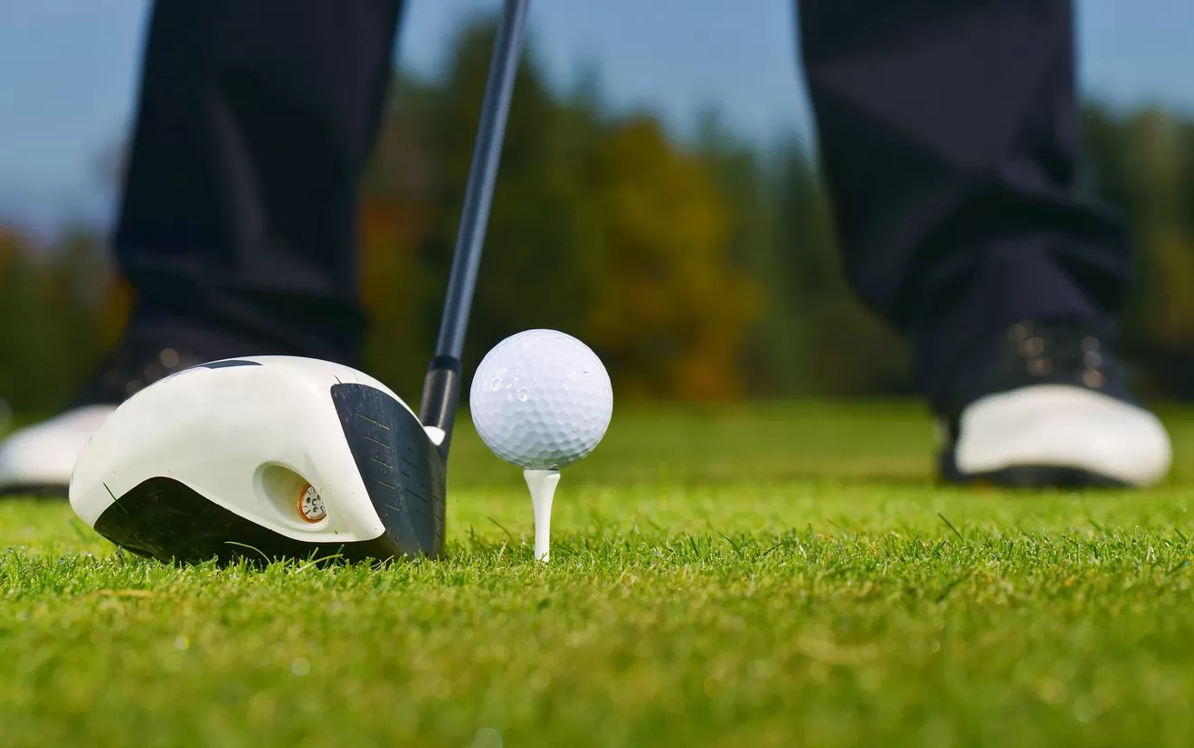 Tin tức thể thao sáng 11-1: Leverkusen chỉ còn kém Bayern 1 điểm